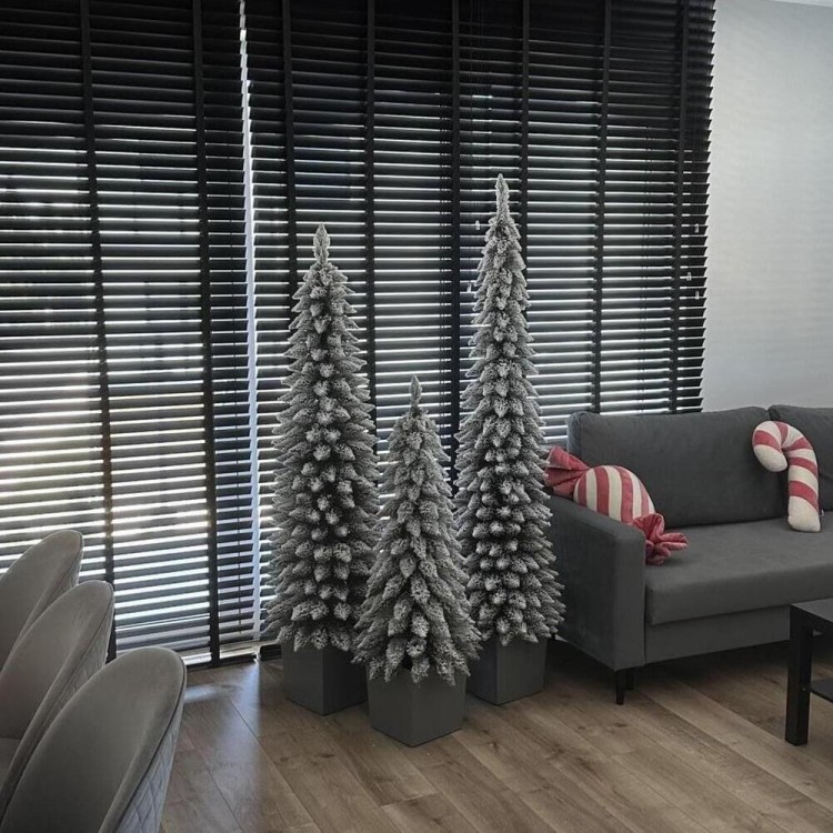 10072